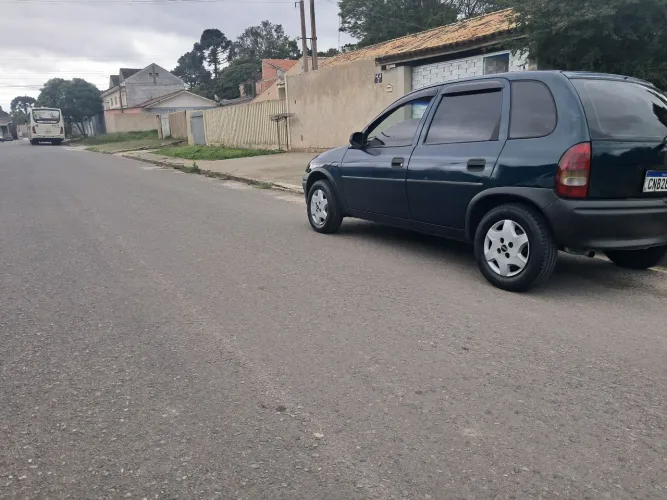 Chevrolet Corsa Super 1.0 MPFI / 2P E 4P 1998