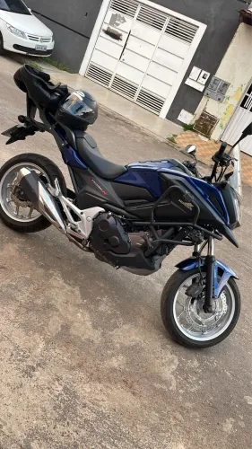 Honda NC 750X ABS 2020 Azul - Revisada, Baú, Protetores e Alarme