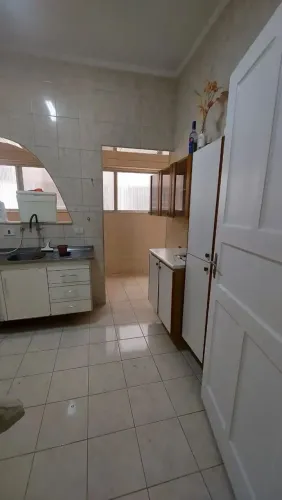 Apartamento Semi-Mobiliado para Alugar em Pinheiros  Condomínio Ed. Santa Terezinha