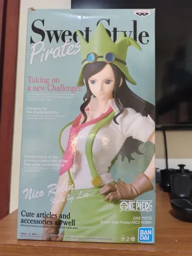 Action Figure Nico Robin- One Piece
