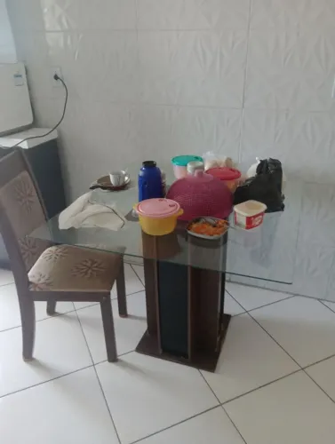 Mesa de vidro pra vender logo
