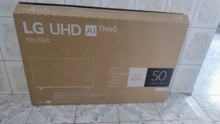 Caixa de papelão para tv