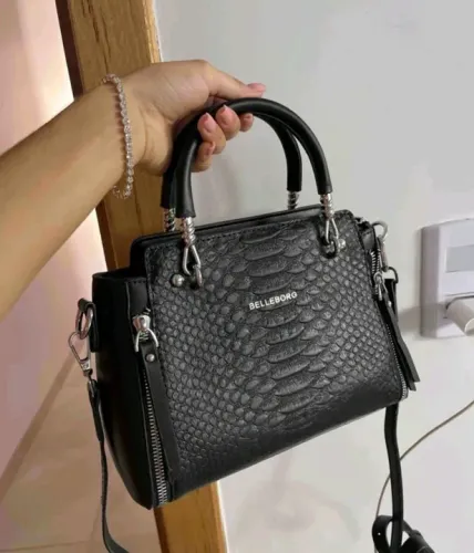 Bolsa Feminina Preta