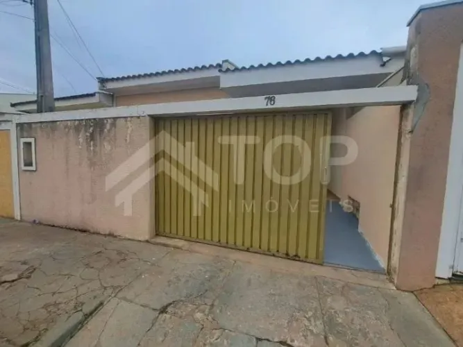Casa padrão para alugar na Vila Brasília, São Carlos - 2 dormitórios e garagem coberta!