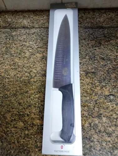 Faca do Chef com sulcos 25 cm marca Victorinox