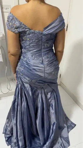 Vestido de festa azul - tamanho M