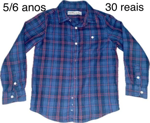 Bodies, camisas sociais quadriculadas. 