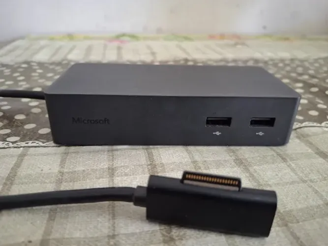 Microsoft Surface Dock - Potencialize Seu Surface! (Usado)