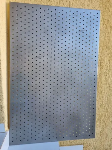 Mural Metálico Estrela 90x60cm