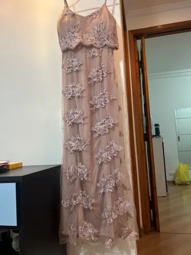Vestido de festa Nude