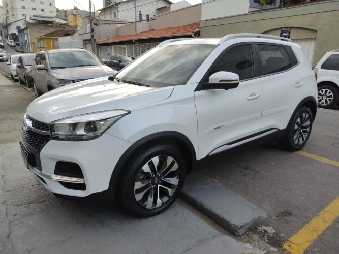 TIGGO 5x COM APENAS 39.000 KM. NA GARANTIA. TETO SOLAR. TXS.