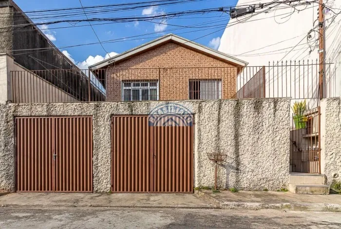 Casa para venda tem 250 metros quadrados na Vila das Belezas