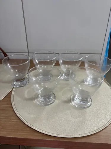 Conjunto de Taças de Sobremesa de Vidro