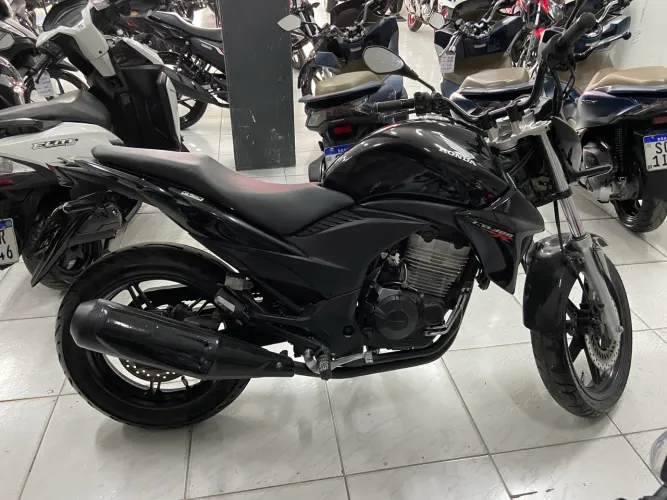 oportunidade!! CB 300 2013 