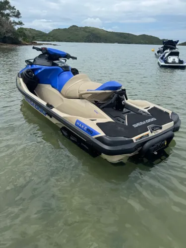Vendo Jet Ski seadoo 230 