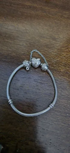 PULSEIRA PANDORA FAMILY COM CORRENTE DE SEGURANÇA