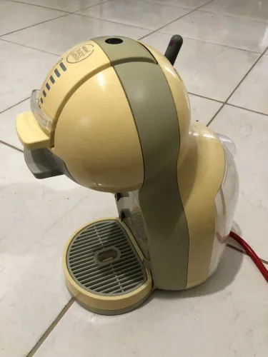 Cafeteira Dolce Gusto