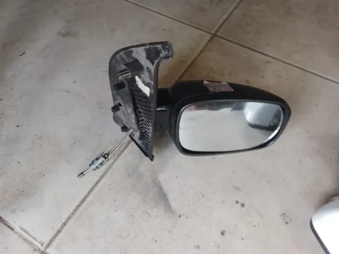 Retrovisor Fiat Uno Vivace Lado direito