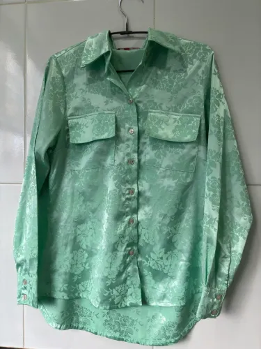 Camisa feminina de seda