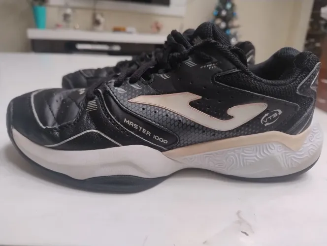 Tênis Joma T. 35