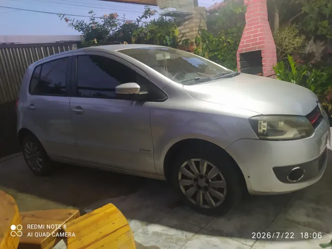 Volkswagen Fox 1.0 MI Total Flex 8V 5P 2014