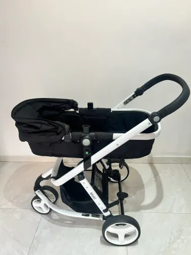 Carrinho De Bebê 3 Rodas Prático Preto