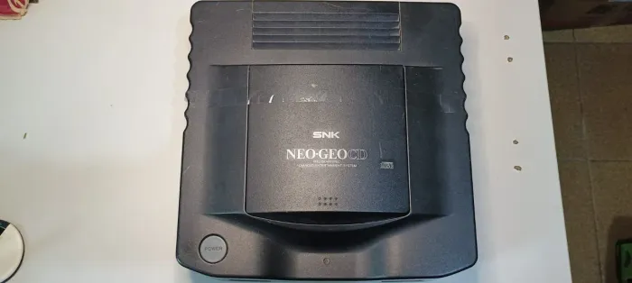 NeoGeo CD, tela preta, tampa quebrada (sem leitor) otimo estado