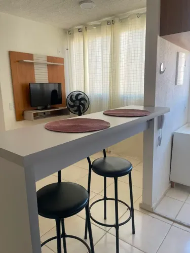 Apto de dois quartos mobiliado na Ponta Negra