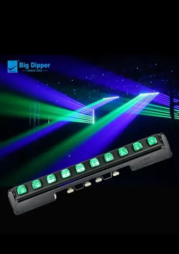 Iluminação DJ 4 Ribaltas Beam com movimento 8 canhões de 12w cada RGBW novas
