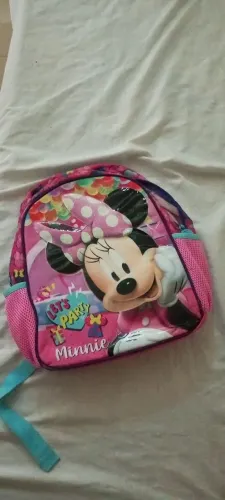 Mochila infantil feminina usada