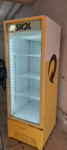 Cervejeira metalfrio 573 litros revizadas
