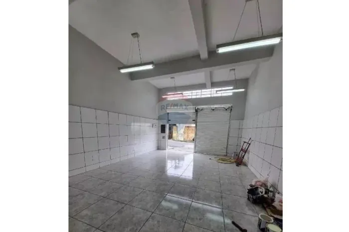 Sala Comercial Pronta em Parque das Américas, Maua, SP