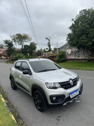 Renault Kwid Outsider 1.0 Flex 12V 5P Mec. 2022