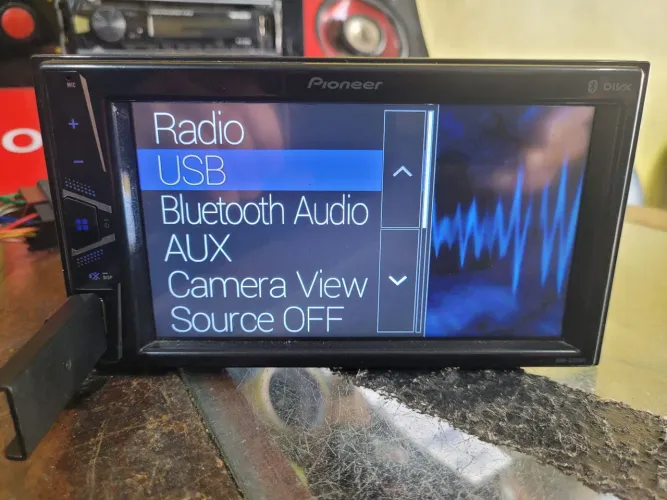 Pioneer multimídia DMH 228 bt