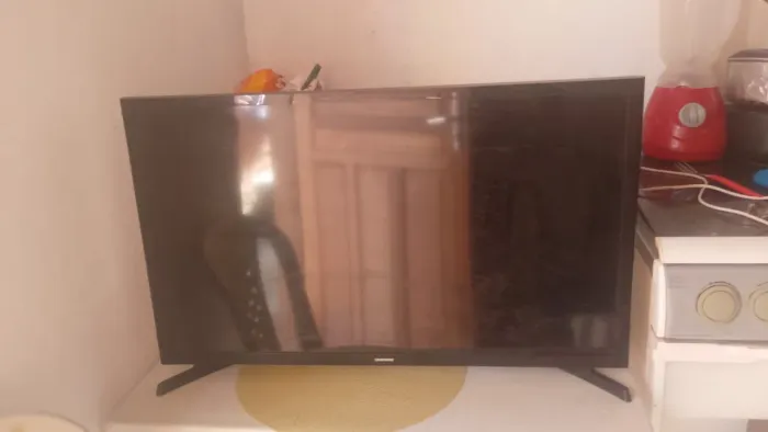 VENDO SAMSUNG 32POLEGADAS SMART