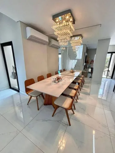 Casa com 3 dormitórios à venda, 213 m² por R$ 1.630.000,00 - Jardim Celeste - Jundiaí/SP