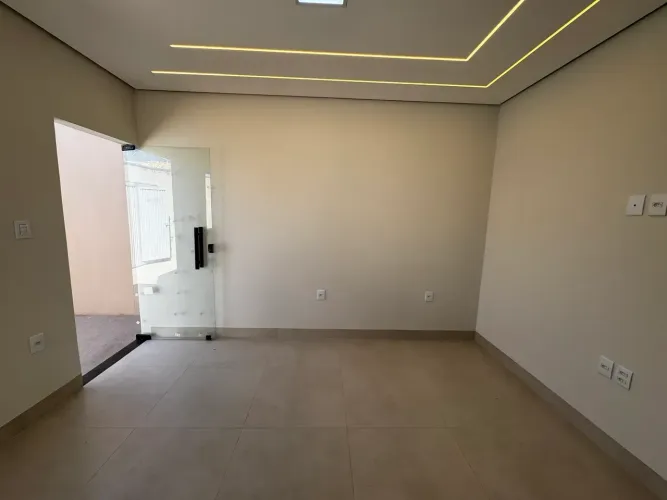AFM - Casa de esquina no Terra Jardim!