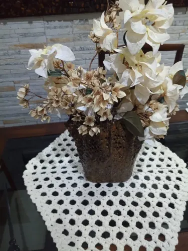 Vaso Decorativo Rústico com Arranjo de Flores Secas / Artificiais
