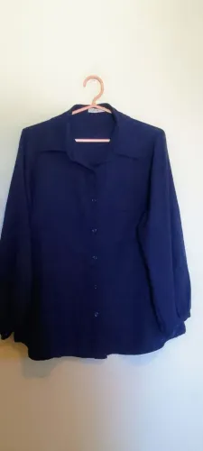 Camisa feminina da Coral Conceito tamanho M