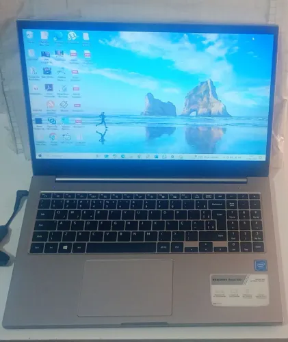 Notebook Samsung E20 Memoria 4GB / HD 500GB Tela 15.6"