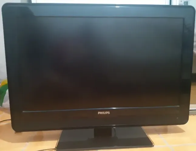 TV LCD PHILIPS 32''