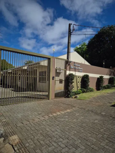 Aluguel Casa Canadá