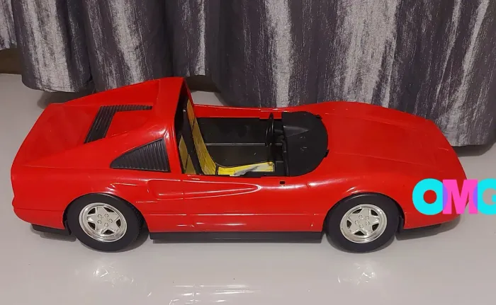 Ferrari da Barbie anos 80