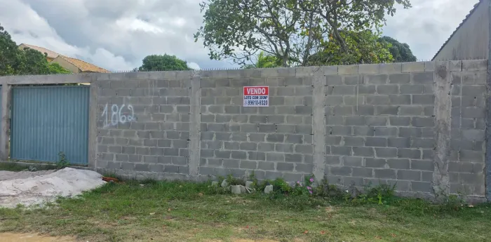 Vendo Lote com 300M² com ótima localização em guriri lado sul