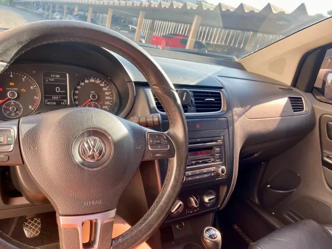 Volkswagen Spacefox 1.6/ 1.6 Trend Total Flex 8V 5P 2013