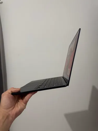MacBook Apple Air M4