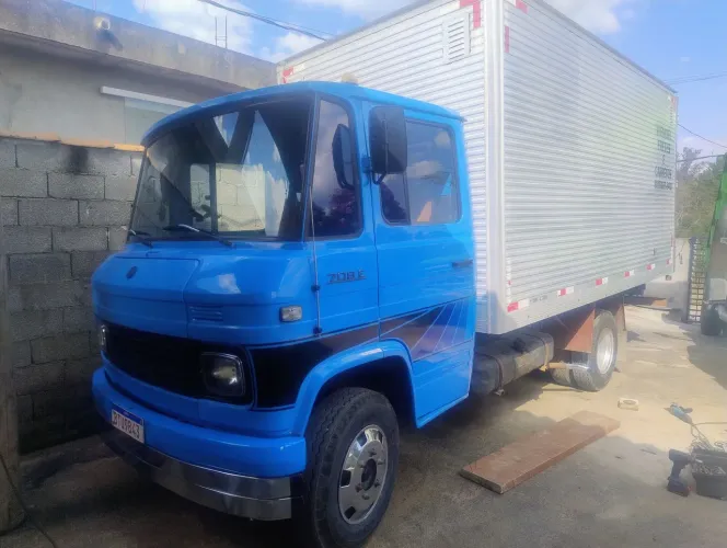 MB 708