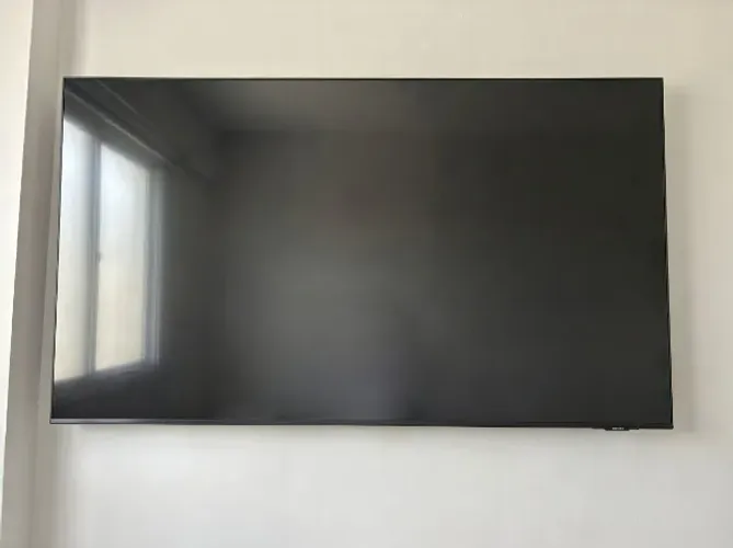TV 55" Samsung Smart 4K - Com LED Queimado (Só Precisa Trocar o LED)