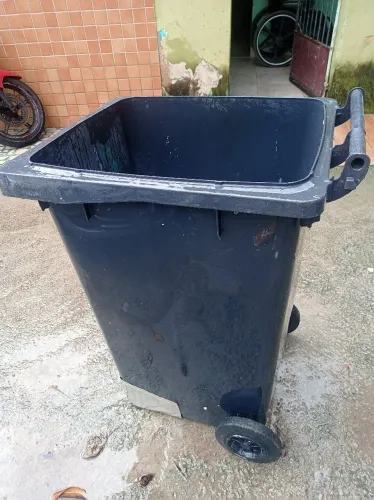 Contenedor de de lixo 