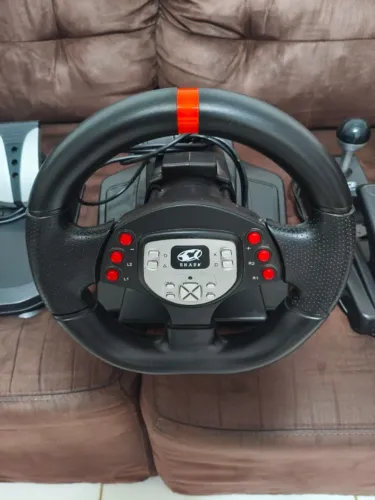 Volante Gamer Shark com Pedais e Câmbio - PS2/PC